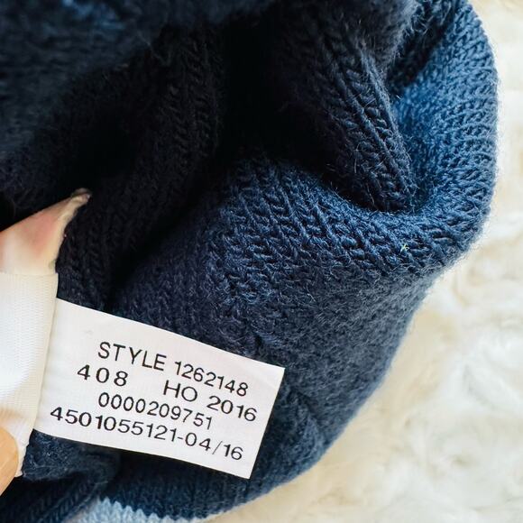 Under Armour Kids Blue Grey Camo Knit Reversible Beanie Hat One Size Fits All - Picture 7 of 7